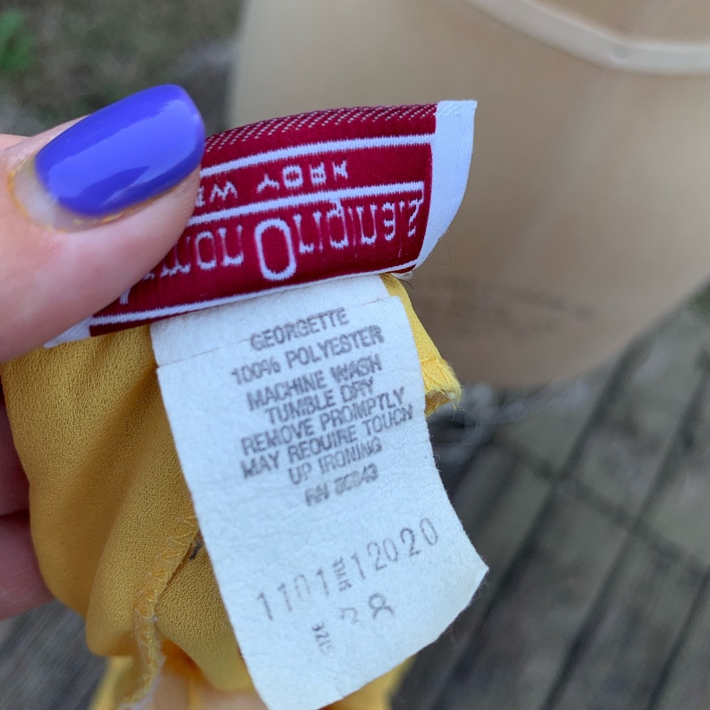 Vintage Pleated Yellow Canary Blouse - Picture 14 of 14
